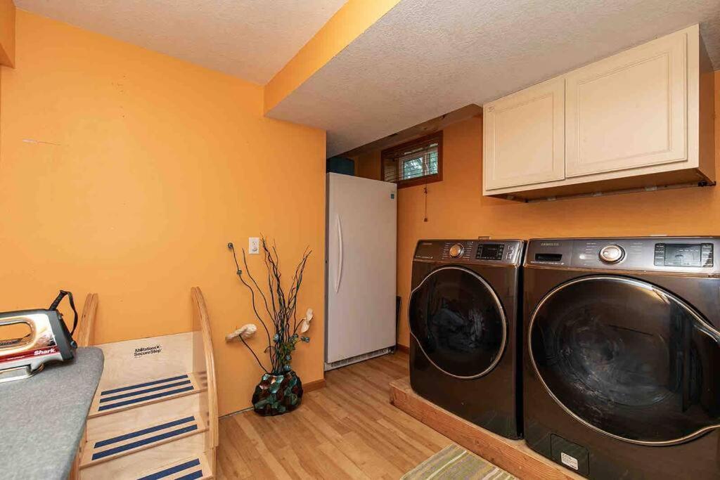 Family Friendly Home Close To Airport And Downtown Des Moines Exterior photo